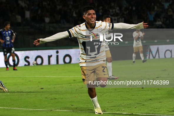 Piero Quispe #27 of Pumas de la UNAM celebrates his goal during the match corresponding to round 16 of the Apertura 2024 tournament of the L...