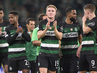 Players of Sporting CP celebrate victory after the UEFA Champions League match between Sporting CP and Manchester City at Jose Alvalade Stad...