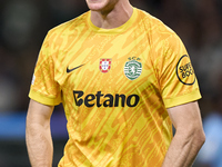 Franco Israel of Sporting CP celebrates victory after the UEFA Champions League match between Sporting CP and Manchester City at Jose Alvala...