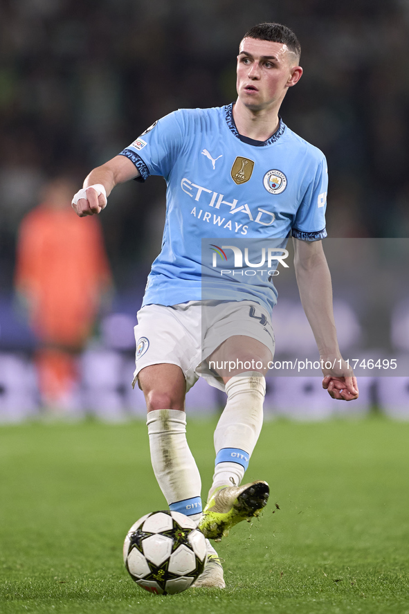 Phil Foden of Manchester City plays during the UEFA Champions League match between Sporting CP and Manchester City at Jose Alvalade Stadium...