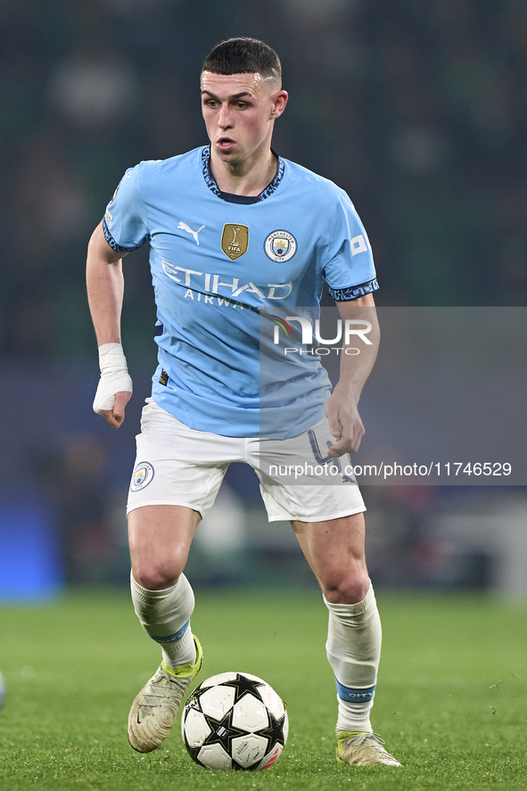 Phil Foden of Manchester City plays during the UEFA Champions League match between Sporting CP and Manchester City at Jose Alvalade Stadium...