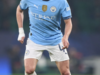 Phil Foden of Manchester City plays during the UEFA Champions League match between Sporting CP and Manchester City at Jose Alvalade Stadium...