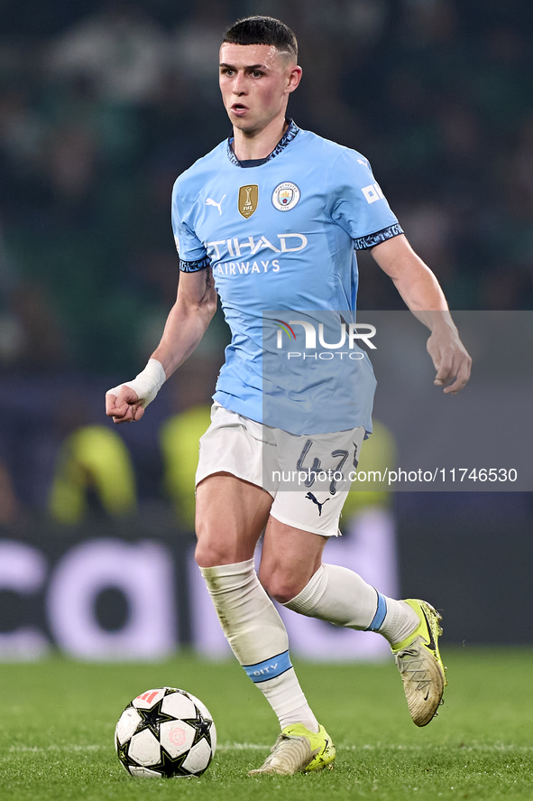 Phil Foden of Manchester City plays during the UEFA Champions League match between Sporting CP and Manchester City at Jose Alvalade Stadium...