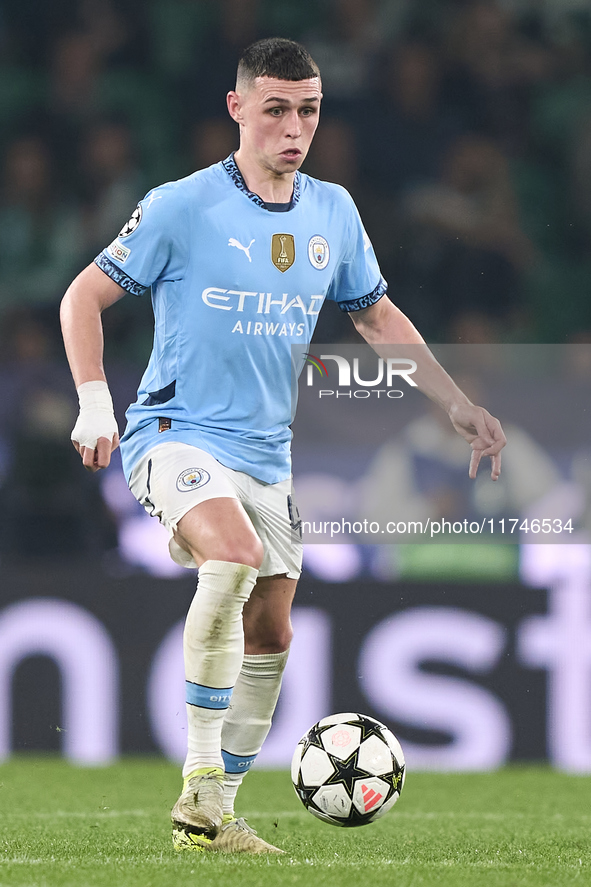 Phil Foden of Manchester City plays during the UEFA Champions League match between Sporting CP and Manchester City at Jose Alvalade Stadium...