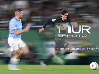 Francisco Trincao of Sporting CP is challenged by Mateo Kovacic of Manchester City during the UEFA Champions League match between Sporting C...