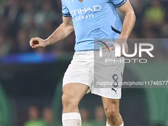 Mateo Kovacic of Manchester City is in action during the UEFA Champions League match between Sporting CP and Manchester City at Jose Alvalad...