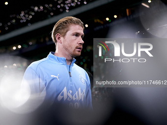 Kevin De Bruyne of Manchester City looks on before the UEFA Champions League match between Sporting CP and Manchester City at Jose Alvalade...