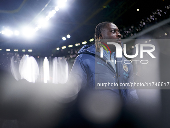 Jeremy Doku of Manchester City looks on before the UEFA Champions League match between Sporting CP and Manchester City at Jose Alvalade Stad...