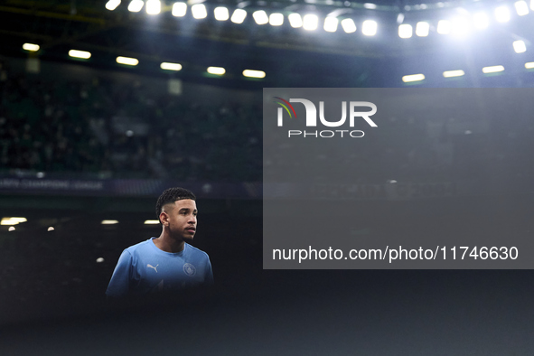 Savinho of Manchester City warms up before the UEFA Champions League match between Sporting CP and Manchester City at Jose Alvalade Stadium...