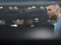 Mateo Kovacic of Manchester City warms up before the UEFA Champions League match between Sporting CP and Manchester City at Jose Alvalade St...