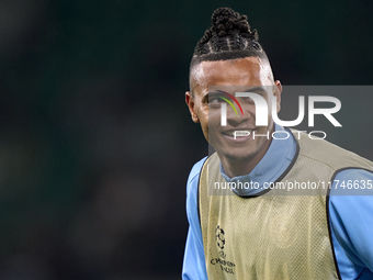 Manuel Akanji of Manchester City warms up before the UEFA Champions League match between Sporting CP and Manchester City at Jose Alvalade St...