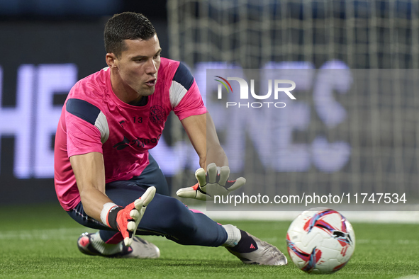 David Soria of Getafe CF warms up before the La Liga EA Sports match between RC Celta de Vigo and Getafe CF at Estadio Abanca Balaidos in Vi...