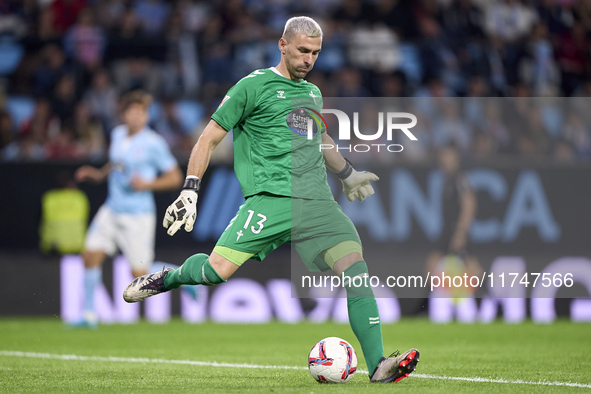 Vicente Guaita of RC Celta de Vigo is in action during the La Liga EA Sports match between RC Celta de Vigo and Getafe CF at Estadio Abanca...