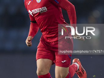 Mauro Arambarri of Getafe CF is in action during the La Liga EA Sports match between RC Celta de Vigo and Getafe CF at Estadio Abanca Balaid...