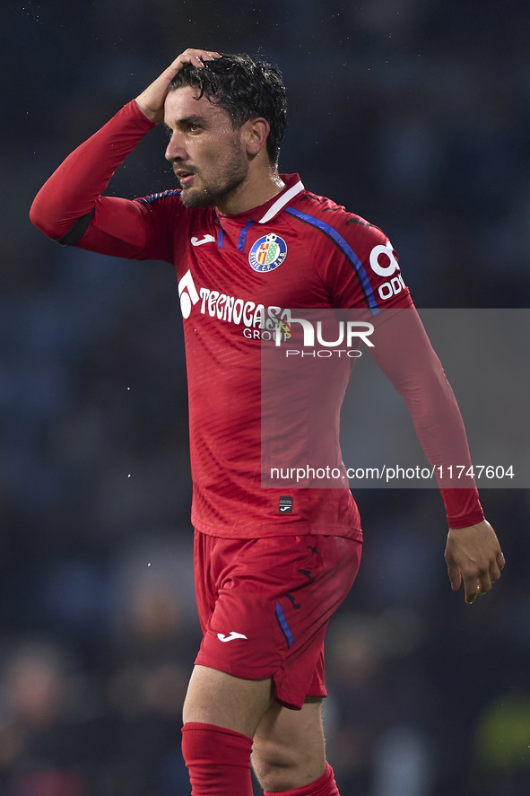 Mauro Arambarri of Getafe CF reacts during the La Liga EA Sports match between RC Celta de Vigo and Getafe CF at Estadio Abanca Balaidos in...