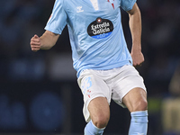 Oscar Mingueza of RC Celta de Vigo plays during the La Liga EA Sports match between RC Celta de Vigo and Getafe CF at Estadio Abanca Balaido...