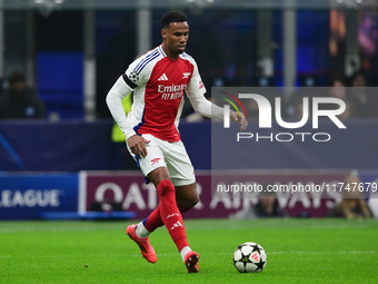 Gabriel Magalhaes plays during the Champions League match between Inter Milan and Arsenal at San Siro Stadium in Bergamo, Italy, on November...