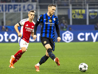 Piotr Zielinski plays during the UEFA Champions League 2024/25 match between FC Internazionale and FC Arsenal in Milano, Italy, on November...