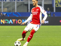 Ben White plays during the UEFA Champions League 2024/25 match between FC Internazionale and FC Arsenal in Milano, Italy, on November 6, 202...