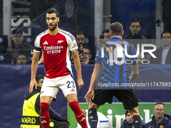 Mikel Merino plays during the UEFA Champions League 2024/25 match between FC Internazionale and FC Arsenal at Stadio Giuseppe Meazza in Mila...