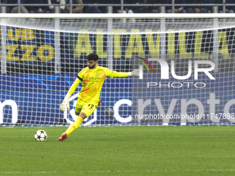 David Raya plays during the UEFA Champions League 2024/25 match between FC Internazionale and FC Arsenal in Milano, Italy, on November 6, 20...