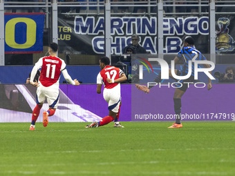 Denzel Dumfries plays during the UEFA Champions League 2024/25 match between FC Internazionale and FC Arsenal in Milano, Italy, on November...