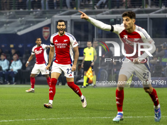 Mikel Merino plays during the UEFA Champions League 2024/25 match between FC Internazionale and FC Arsenal at Stadio Giuseppe Meazza in Mila...