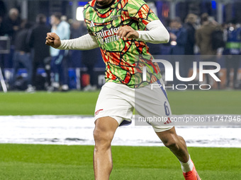 Gabriel Magalhaes plays during the UEFA Champions League 2024/25 match between FC Internazionale and FC Arsenal at Stadio Giuseppe Meazza in...