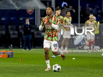 Myles Lewis-Skelly plays during the UEFA Champions League 2024/25 match between FC Internazionale and FC Arsenal in Milano, Italy, on Novemb...