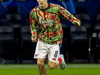 Martin Odegaard plays during the UEFA Champions League 2024/25 match between FC Internazionale and FC Arsenal at Stadio Giuseppe Meazza in M...