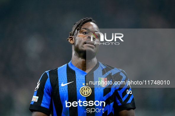 Yann Aurel Bisseck of FC Internazionale looks dejected during the UEFA Champions League 2024/25 League Phase MD4 match between FC Internazio...