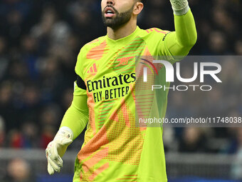 David Raya of Arsenal F.C. participates in the UEFA Champions League 2024/25 League Phase MD4 match between F.C. Inter and Arsenal F.C. at S...