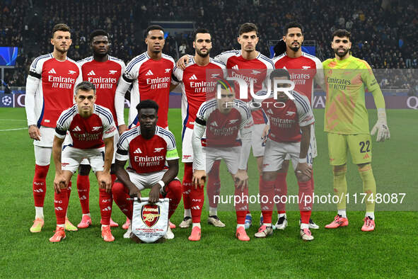 Arsenal F.C. players pose for a team photo during the UEFA Champions League 2024/25 League Phase MD4 match between F.C. Inter and Arsenal F....