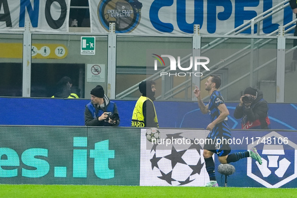 during the UEFA Champions League 2024/25 League Phase MD4 match between FC Internazionale and Arsenal at Stadio San Siro on November 06, 202...