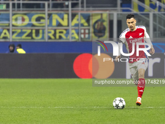 Gabriel Martinelli plays during the UEFA Champions League 2024/25 match between FC Internazionale and FC Arsenal at Stadio Giuseppe Meazza i...