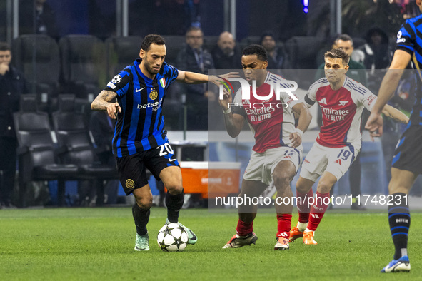 Hakan Calhanoglu plays during the UEFA Champions League 2024/25 match between FC Internazionale and FC Arsenal in Milano, Italy, on November...