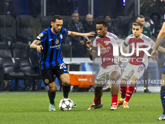 Hakan Calhanoglu plays during the UEFA Champions League 2024/25 match between FC Internazionale and FC Arsenal in Milano, Italy, on November...