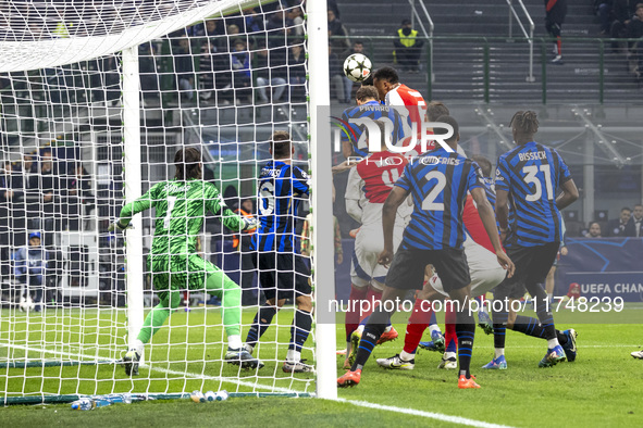 Benjamin Pavard plays during the UEFA Champions League 2024/25 match between FC Internazionale and FC Arsenal in Milano, Italy, on November...