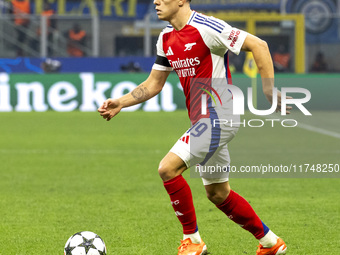 Leandro Trossard plays during the UEFA Champions League 2024/25 match between FC Internazionale and FC Arsenal in Milano, Italy, on November...