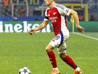 Leandro Trossard plays during the UEFA Champions League 2024/25 match between FC Internazionale and FC Arsenal in Milano, Italy, on November...