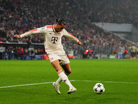 Leroy Sané of Bayern Munich  controls the ball during the Champions League Round 4 match between Bayern Munich v Benfica at the Allianz aren...