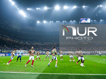 Players of Arsenal durign the warm-up prior the UEFA Champions League 2024/25 League Phase MD4 match between FC Internazionale and Arsenal a...