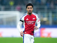 Ethan Nwaneri of Arsenal looks on during the UEFA Champions League 2024/25 League Phase MD4 match between FC Internazionale and Arsenal at S...