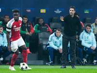 Mikel Arteta Head Coach of Arsenal gestures during the UEFA Champions League 2024/25 League Phase MD4 match between FC Internazionale and Ar...