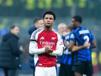 Ethan Nwaneri of Arsenal greets the fans during the UEFA Champions League 2024/25 League Phase MD4 match between FC Internazionale and Arsen...