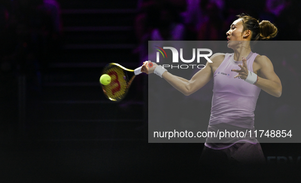 RIYADH, SAUDI ARABIA - NOVEMBER 06: Quinwen Zheng of China during her match against Jasmine Paolini of Italy, on Day 5 of the 2024 WTA Final...