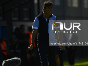 Gustavo Costas, coach of Racing Club, gives instructions to his team players during a Liga Profesional 2024 match between Barracas Central a...