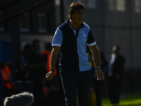 Gustavo Costas, coach of Racing Club, gives instructions to his team players during a Liga Profesional 2024 match between Barracas Central a...