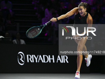 RIYADH, SAUDI ARABIA - NOVEMBER 06: Aryna Sabalenka of Belarus during her match against Elena Rybakina of Kazakhstan, on Day 5 of the 2024 W...