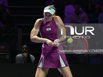 RIYADH, SAUDI ARABIA - NOVEMBER 06: Elena Rybakina of Kazakhstan during her match against Aryna Sabalenka of Belarus, on Day 5 of the 2024 W...